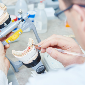 Fixed Prosthodontics Course
